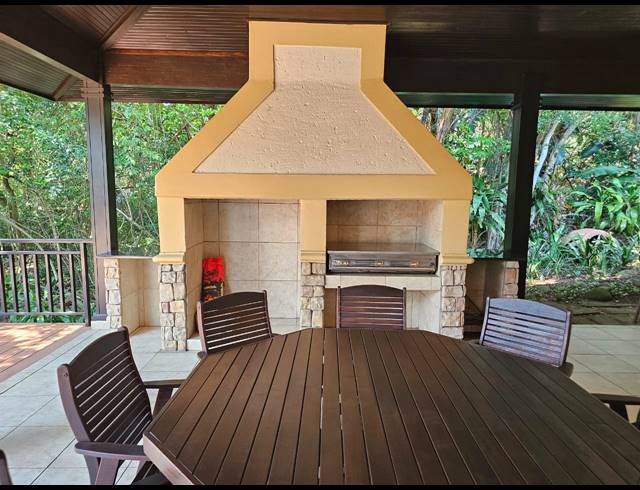 5 BEDROOM HOUSE FOR SALE IN ZIMBALI ESTATE